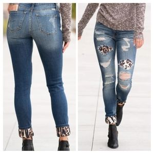 KanCan Mason Leopard Patches Cuffed Mid Rise Ankle Skinny Jeans Size 28 NWT